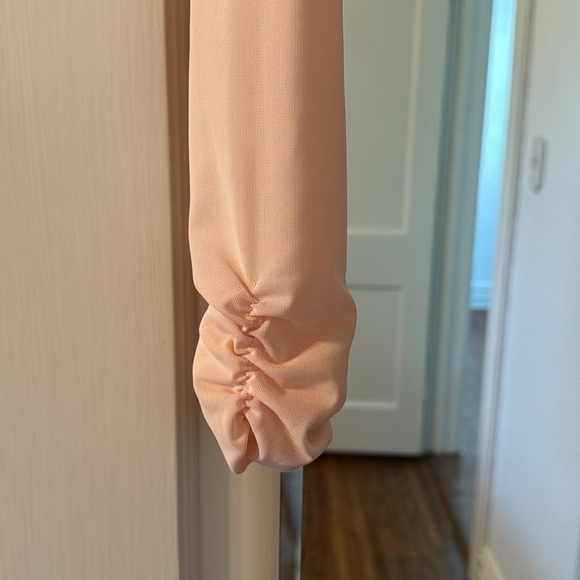 AQ/AQ pink/nude mesh crop top - Picture 2 of 5